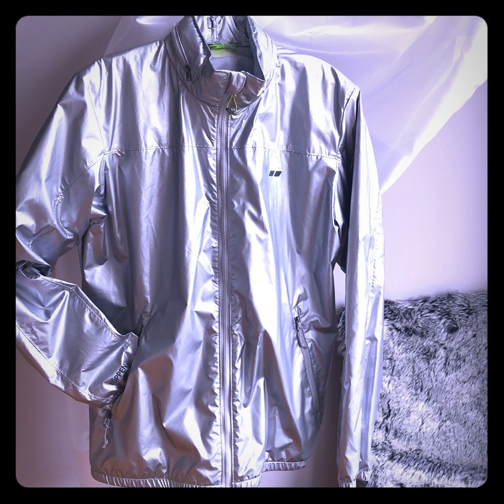 NWOT Koppen Silver Wind Breaker